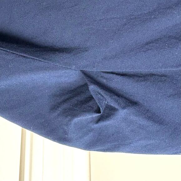 UniQlo Shift Dress, Navy Blue, Gusseted Elbow, One Button Closure, Size M - Picture 4 of 6